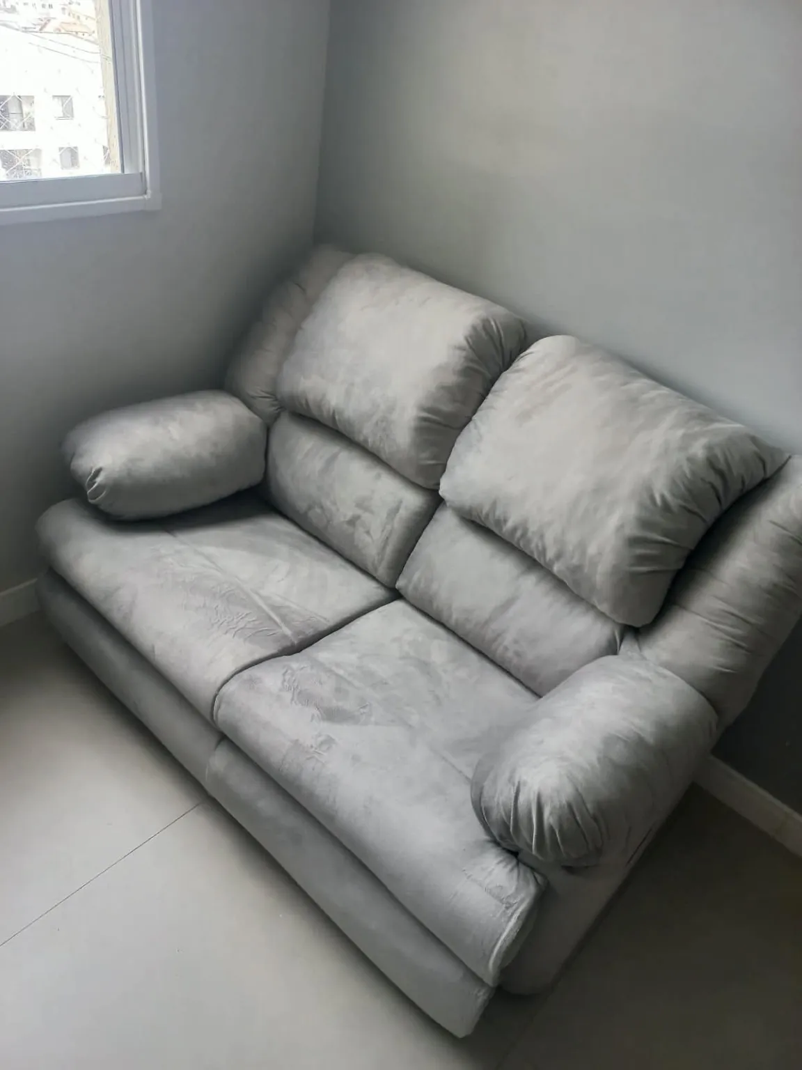 Sofá claro